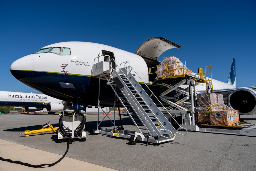 767 loading up for Gaza
