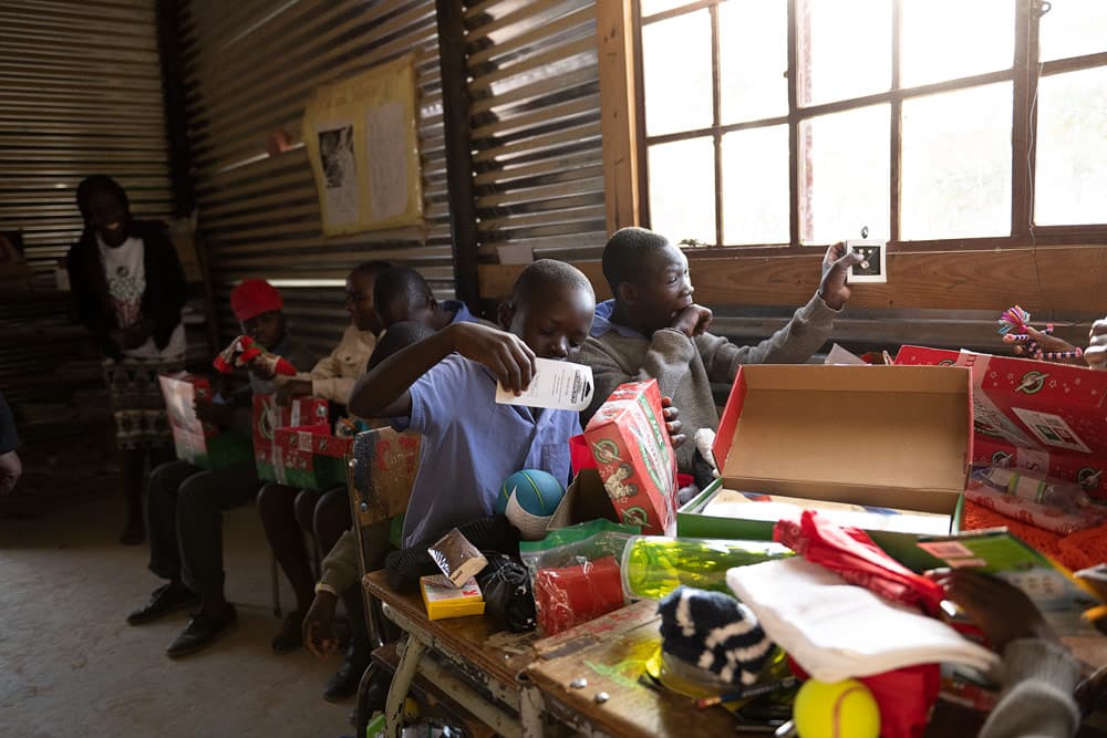 Deaf Himba children receive gifts