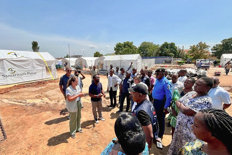 locals gather around Samaritan's Purse medical team in the Democratic Republic of the Congo