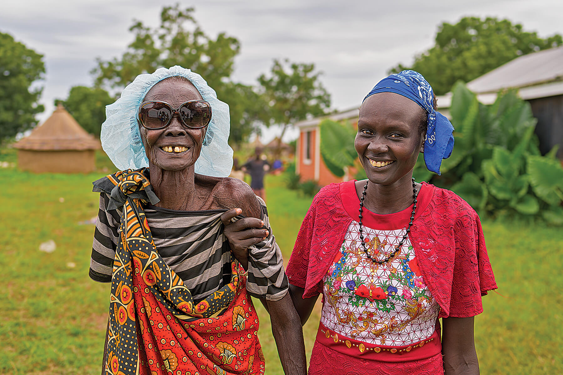 Awein received sight after cataract surgery